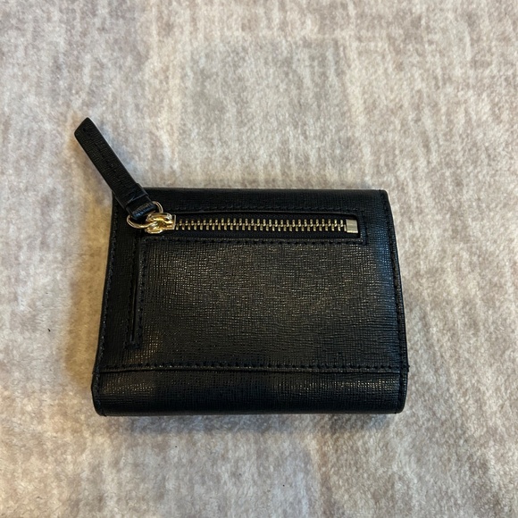 Authentic Dooney & Bourke Saffiano Leather Kyra Crossbody and Matching Wallet - Picture 13 of 16